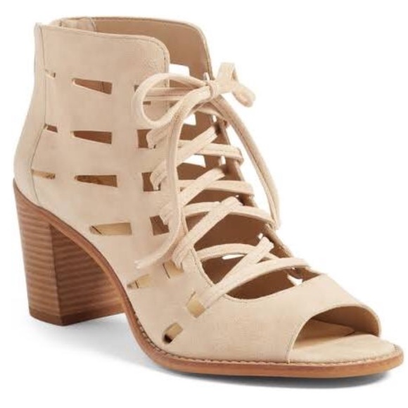 Vince Camuto Shoes - Tressa Perforated Lace-Up Sandal- NEVER WORN